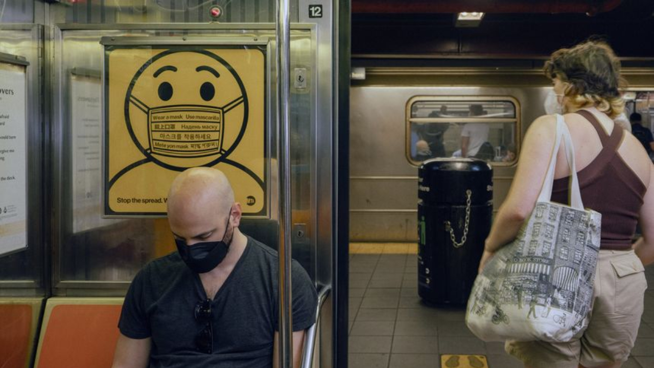 New York Ends Covid-19 Mask Mandate for Subway, Buses