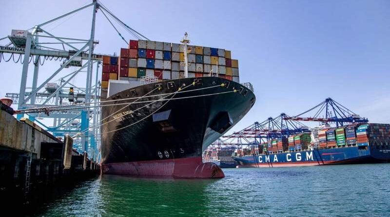 Port of Los Angeles records bustling 2025 but expects trade to fall off next year