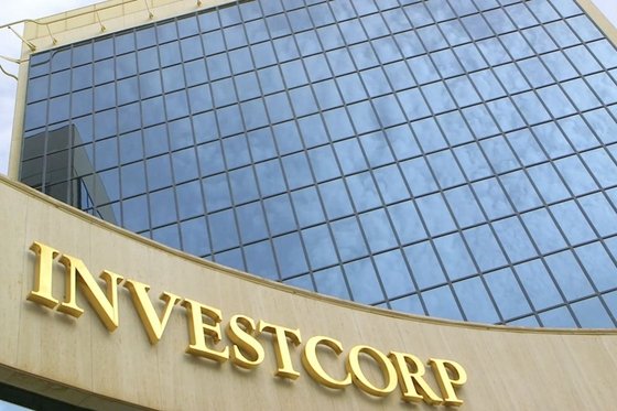 激进基金在行业加速整合之际加大对美国银行的压力